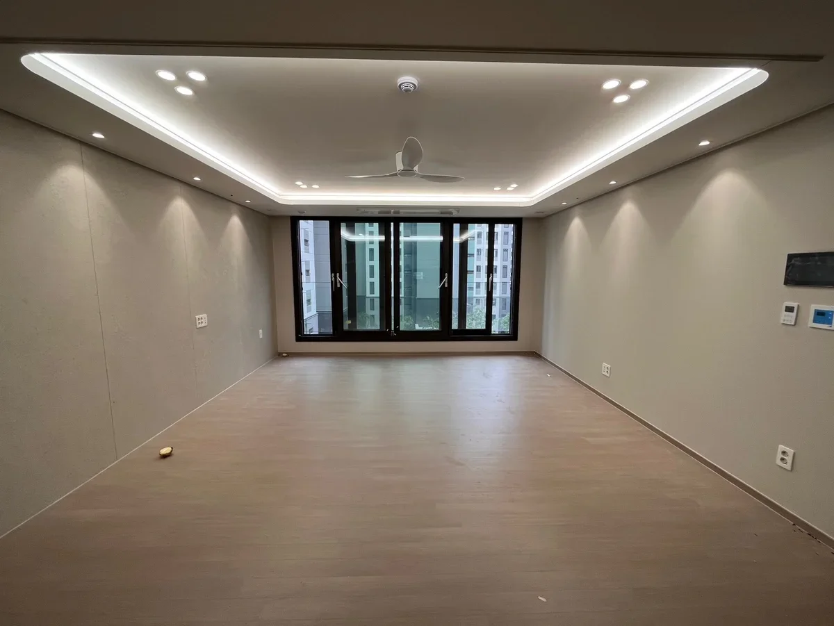 대구 / 동대구역센텀화성파크드림 75타입 / D패키지+실링팬패키지+한방우물+3색변환 등등등 시공 사진 2