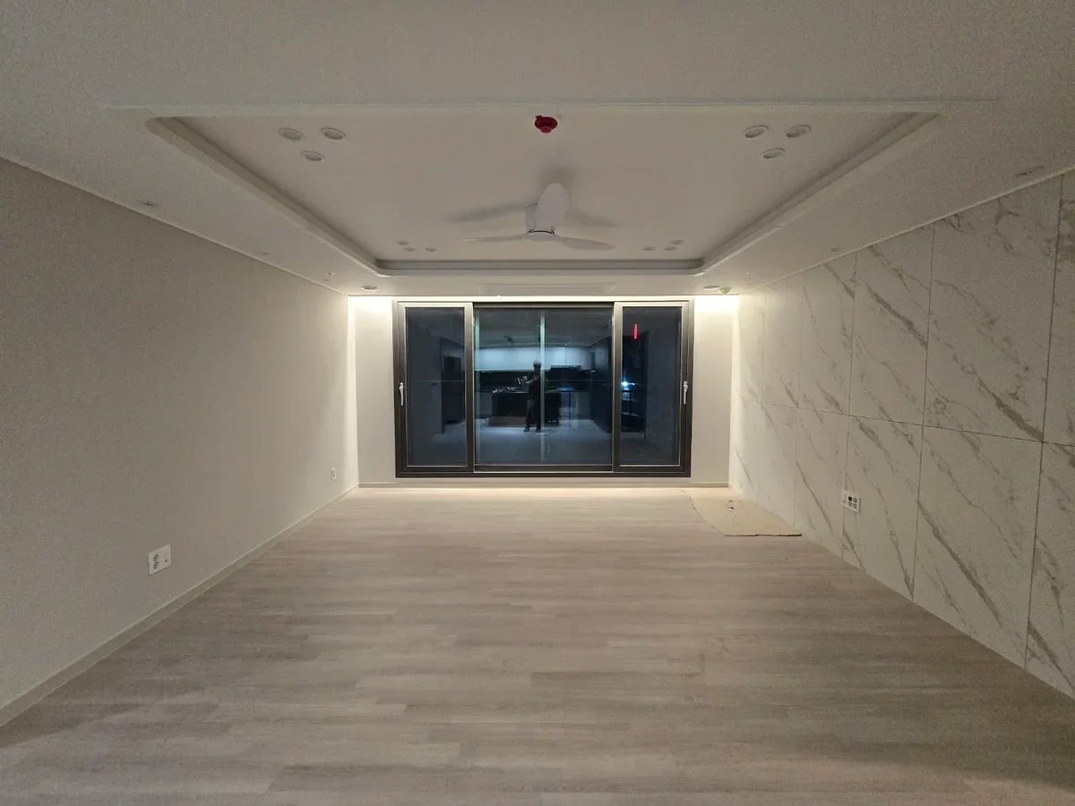 대구 / 수성 포레스트 스위첸 / D패키지+실링팬패키지 시공 사진 3